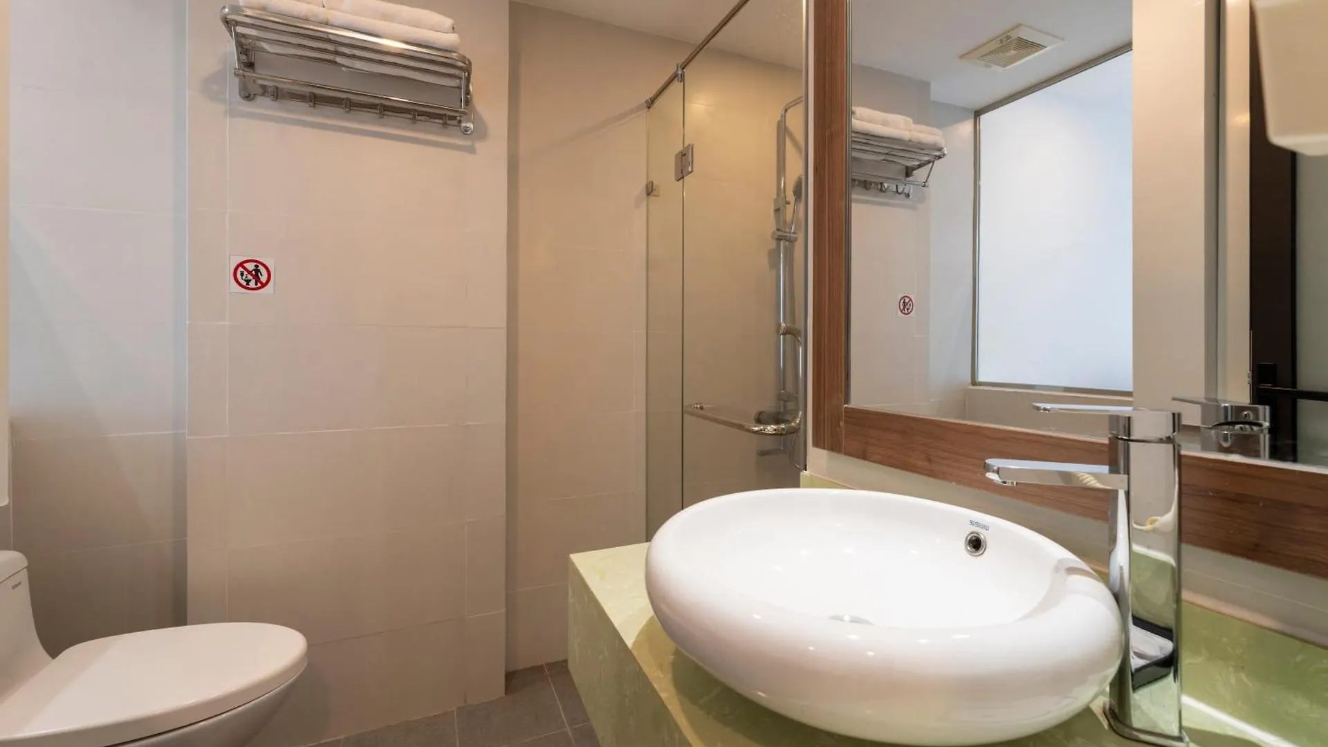 Chiic House Nha Trang Hotel Vietnam