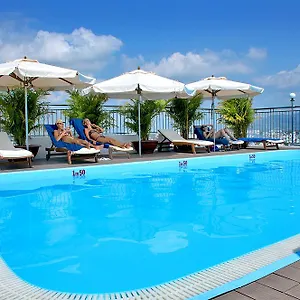 4* Отель Galliot